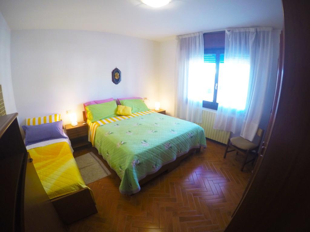 Caorle Economy Apartments الغرفة الصورة