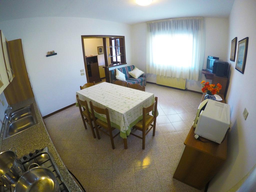 Caorle Economy Apartments الغرفة الصورة